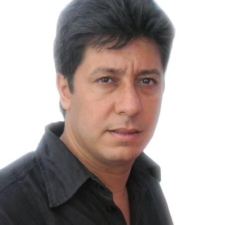 Moroccan novelist-poet Yassin Adnan is the editor of Marrakech Noir and the author of four books of poetry and three short story collections. Since 2006, he has researched and presented his weekly cultural TV program Masharef (Thresholds) on Morocco's Channel One, and currently hosts Bayt Yassin (Yassin's House) on Egypt's Al-Ghad TV. Hot Maroc is his first novel.