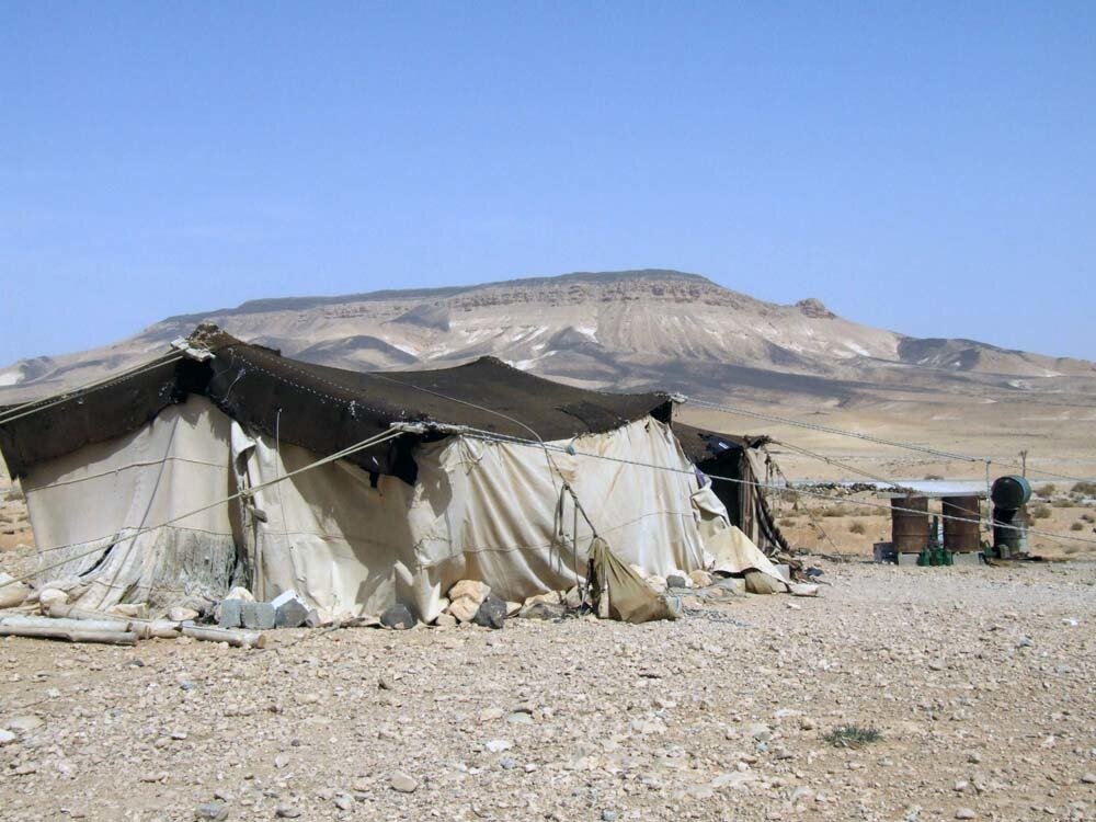 The drought has been devastating, placing an additional burden on Syrian families. In the east and northeast, many have abandoned their villages (Photo: Stephen Starr, IRIN)