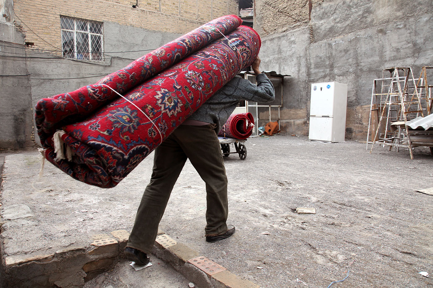 Iran on the Move—Photos by Peyman Hooshmandzadeh