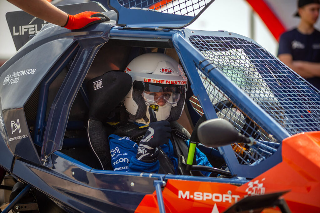 Jordanian Women Race-Car Drivers Work the Track