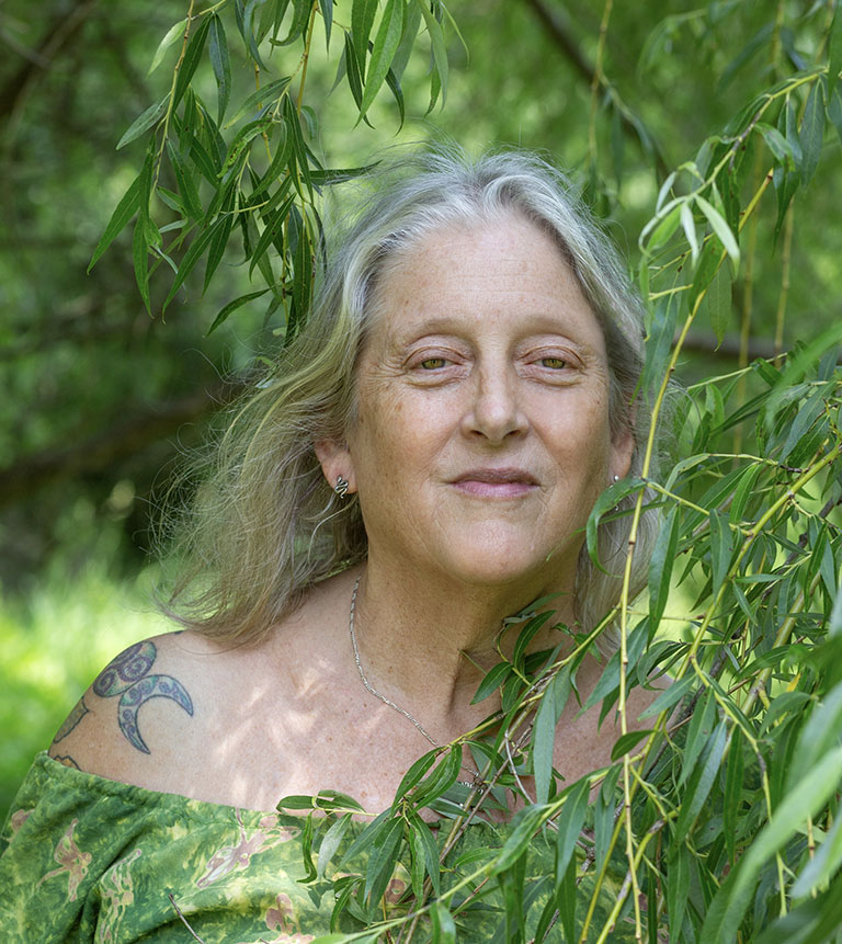 Annie Finch