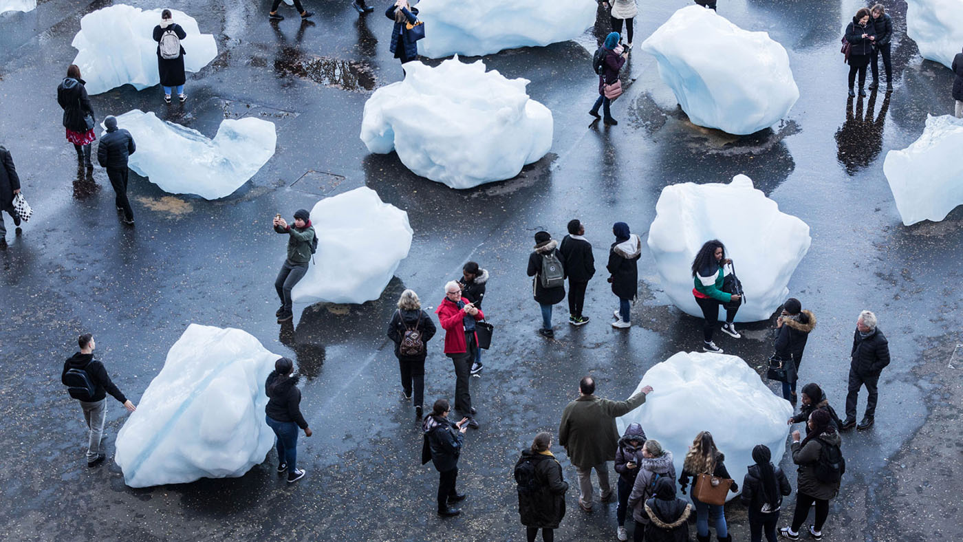 Olafur Eliasson, Ice Watch in London, 2014 photo courtesy olafureliasson.net