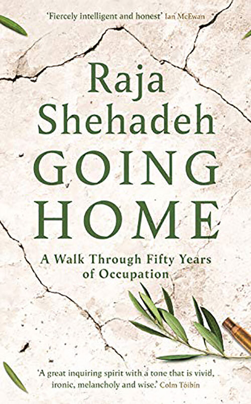 Dans un mélange éblouissant de reportages, d'analyses et de mémoires, le principal écrivain palestinien de notre époque réfléchit sur le vieillissement, l'échec, l'occupation et le visage changeant de Ramallah. Plus .