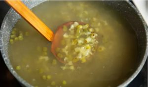Medieval Egyptian and Modern Iraqi Recipes for Ramadan