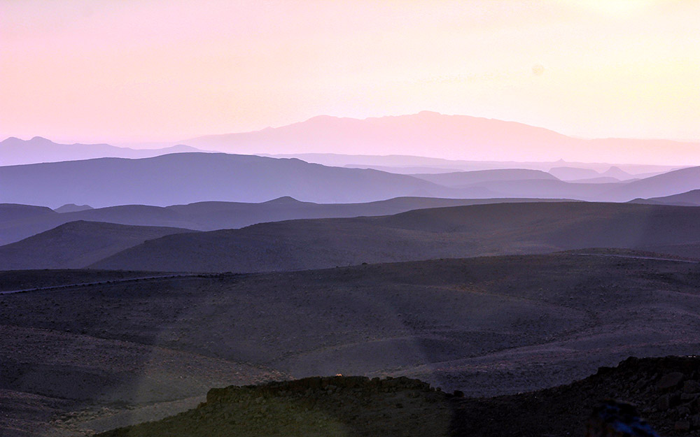 purple desert mountains - dror shohet