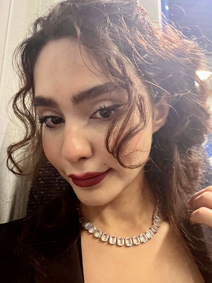 Nazli Tarzi