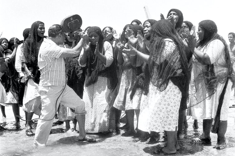 Filming a dance scene in Bas ya Bahar, Kuwait, 1971. courtesy of Khaled Al Siddiq