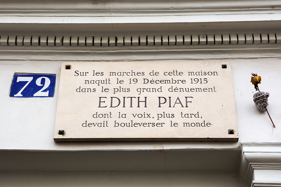 The plaque at 72 rue de Belleville commemorating the legendary nightclub singer Edith Piaf