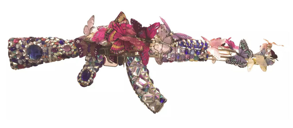 Laila Shawa (b. Gaza 1940), "Where Souls Dwell V," plastic, rhinestones, Swarovski crystals, peacock feathers and wire, 35 x 90 x 15 cm, 2013 (courtesy Galerie Mark Hachem, Beirut).