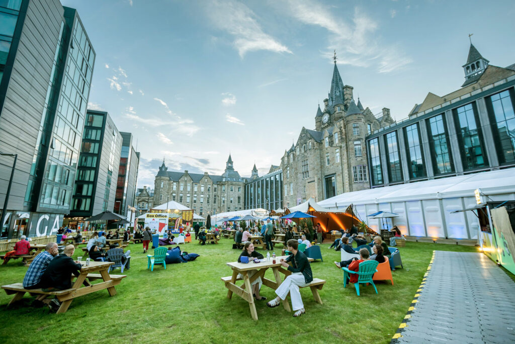 Edinburgh Intl Book Fest photo Chris Scott