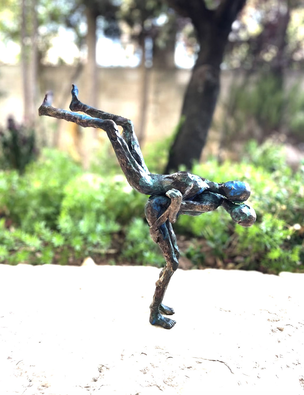 Lamia Fakhoury, "I Have Your Back," bronze, 31x13x26cm, 2025.
