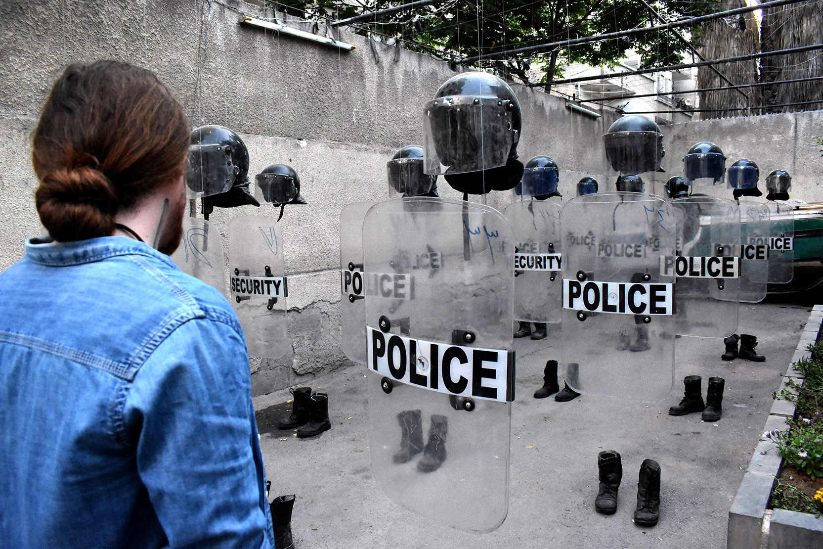 <em>Pharmakon State</em>: A Republic of Ruins, a Ritual of Return